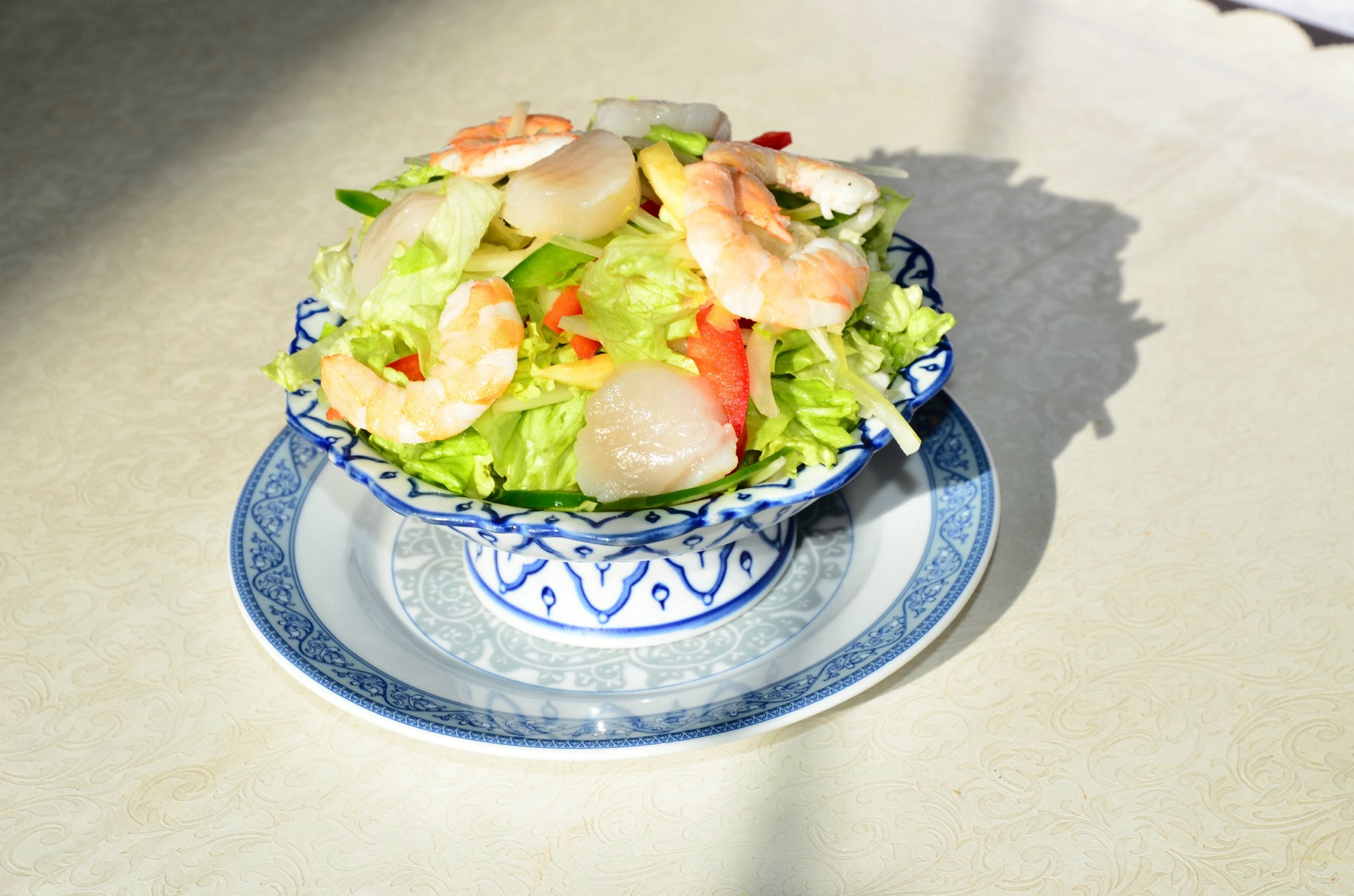 Salade de fruits de mer à la citronnelle